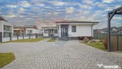 Casă modernă cu 2 dormitoare, teren 265 mp in Bartolomeu
