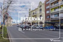 VANDUT! 2 apartamente unificate, B-dul Revoluției, Arad....
