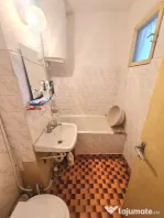 Apartament 3 camere Viziru 1 etaj 1 sup 52 mp