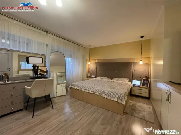 Apartament 3 camere de zona ultracentrala Tulcea - Tulcea (Tulcea)