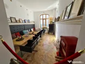 Vila cu piscina - teren generos și potențial multifuncțional 