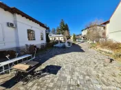 Vila cu piscina - teren generos și potențial multifuncțional 