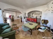 Vila cu piscina - teren generos și potențial multifuncțional 