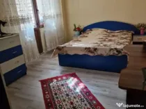 Apartament 4 camere decomandat, orasul Mizil, zona Centrala