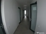Cladire de birouri cu parcare privata 266 mp utili 