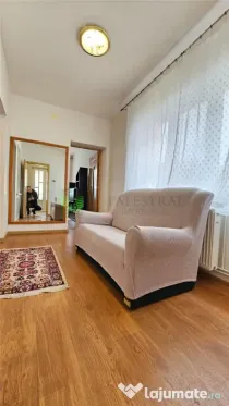 Casa 3 camere , mobilata-utilata Centrul Civic 500 Euro