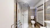 Casă / Vilă cu 9 camere de vânzare în zona Valea Cerb...