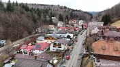 Casă / Vilă cu 9 camere de vânzare în zona Valea Cerb...