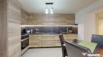 Casă / Vilă cu 9 camere de vânzare în zona Valea Cerb...