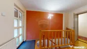 Casă / Vilă cu 9 camere de vânzare în zona Valea Cerb...