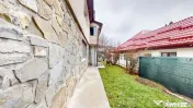 Casă / Vilă cu 9 camere de vânzare în zona Valea Cerb...