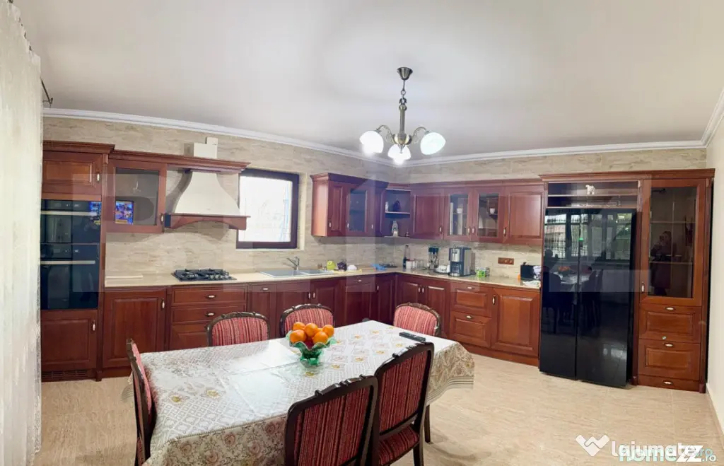 Vila de vanzare, 369 mp, zona Găești - Gaesti (Dambovita)