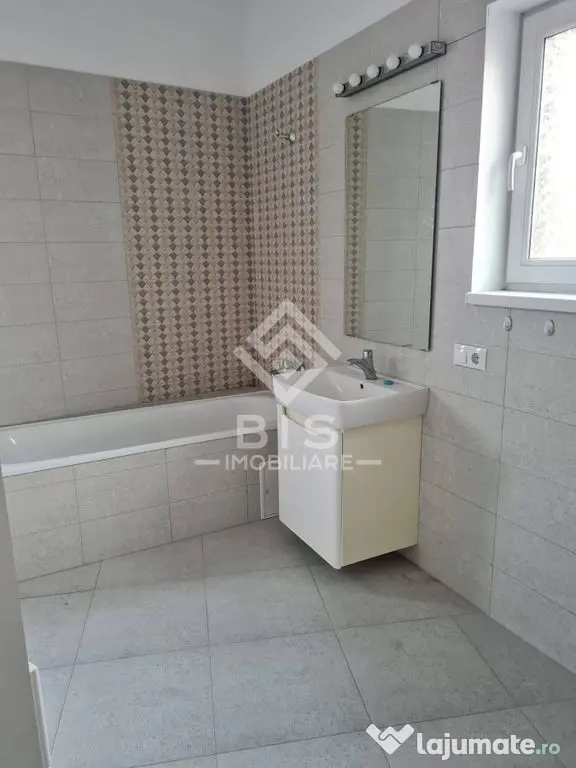 Apartament 3 camere zona Aurel Vlaicu - Bistrita (Bistrita-Nasaud)
