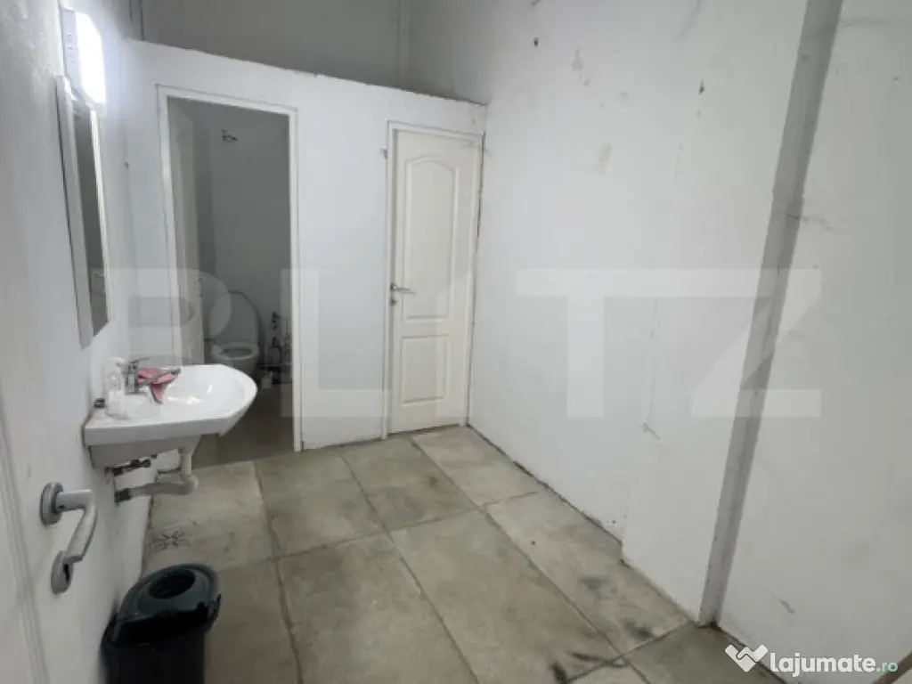 Spațiu comercial de vânzare, 69 mp, zona Central