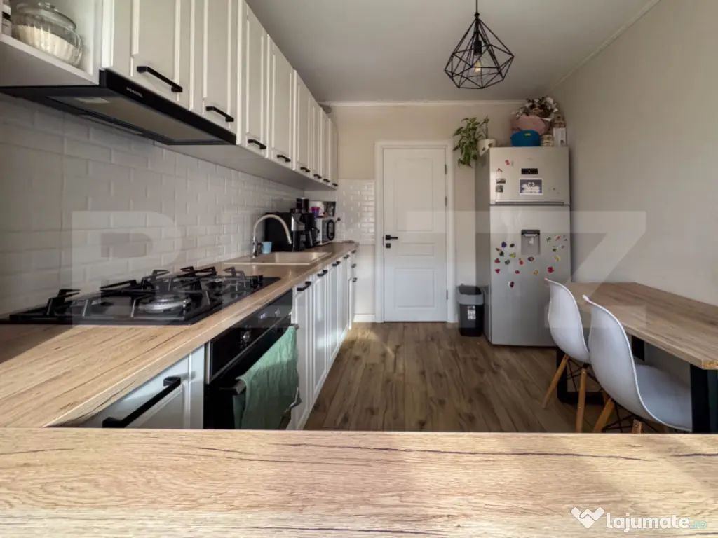 Apartament 3 camere decomandat in Apahida