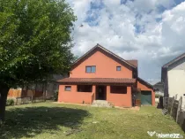 Casa deosebita 280 mp utili, 2000 mp teren, zona Podari (sc