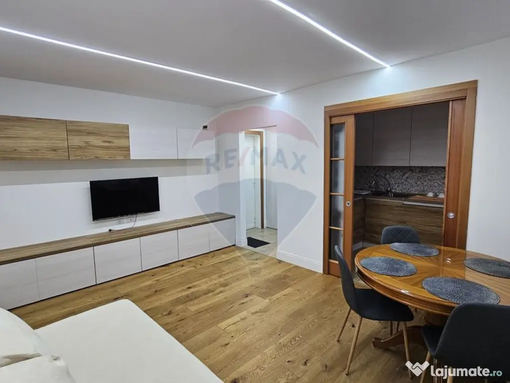 Apartament cu 2 camere de închiriat în zona Central