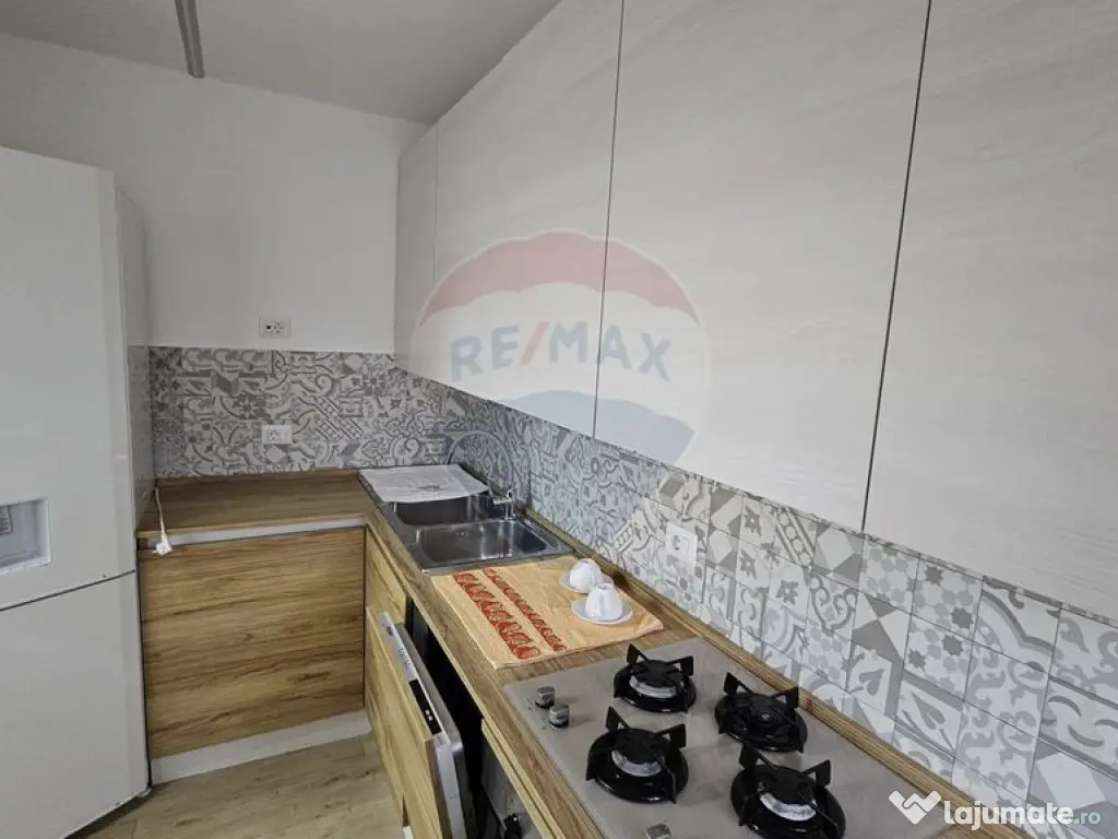 Apartament cu 2 camere de închiriat în zona Central