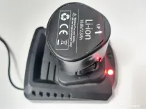 Incarcatoare 12V KF, JLH, cu acumulatori 10,8 V