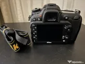 Nikon D7200 cu obiectiv și grip in stare foarte buna 