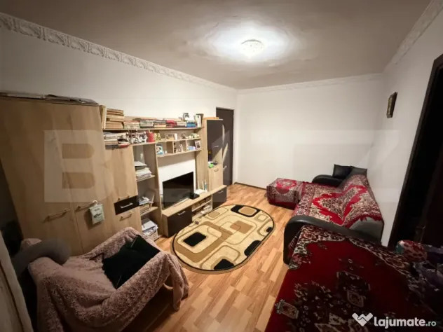 Apartament 2 camere, 40 mp, zona Craiovita Noua - Niela