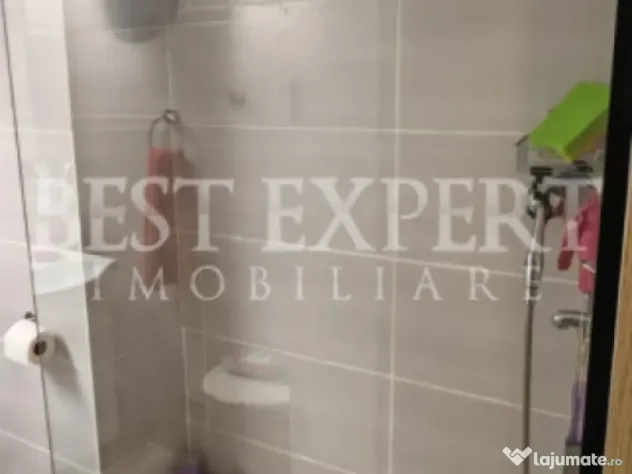 Apartament 4 camere cu geam la baie, bloc reabilitat, 5 min