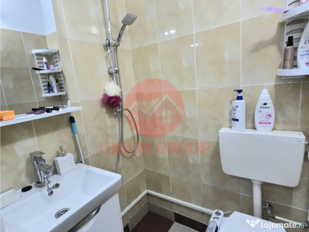 Garsoniera Superba Poarta 6