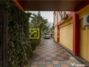 Casa P M, comuna Margineni, Bacau 