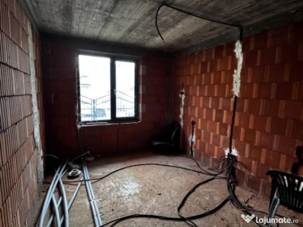Casa P+1, 205 mp, zona George Enescu