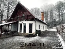 Casa de vacanta cu teren 2000mp Valea Avrigului