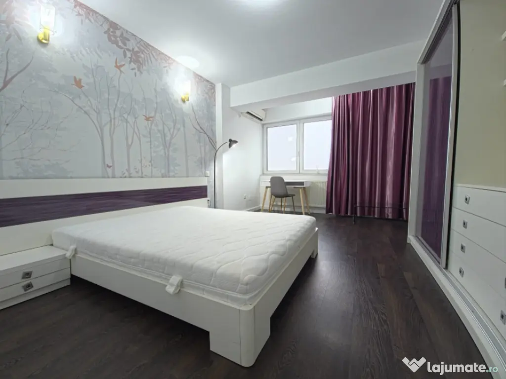 Centru Neversea apartament 3 camere decomandat vedere mare