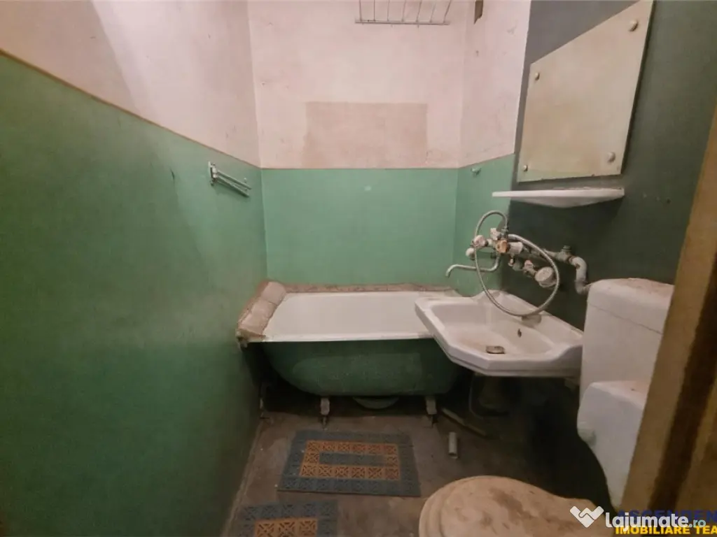 Cartierul Florilor, imobil renovabil, etaj intermediar, zona