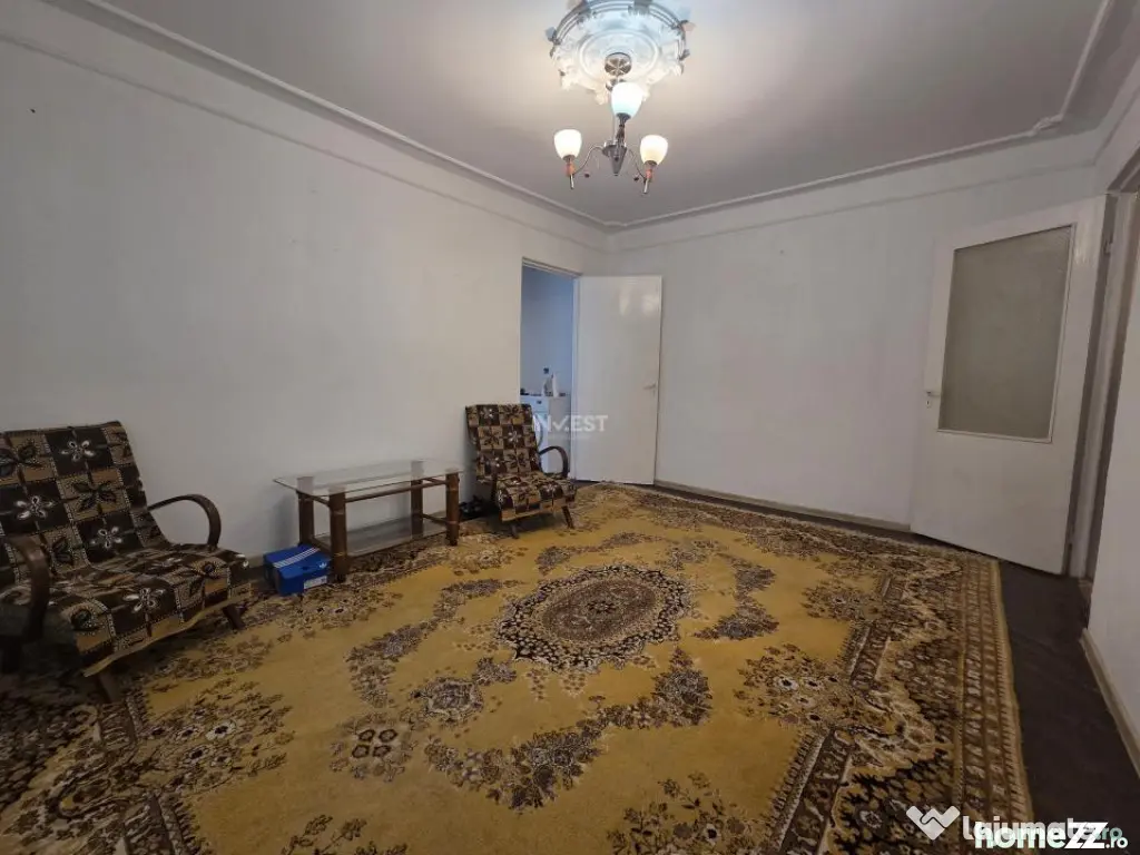 2 camere-Lidl Dacia-70.000 euro
