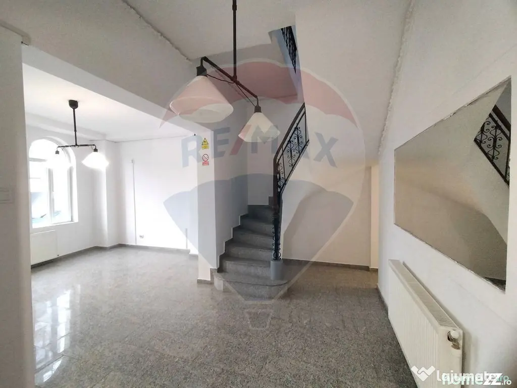 Spațiu de birouri central - Vilă 323 mp - Ideal sediu f...