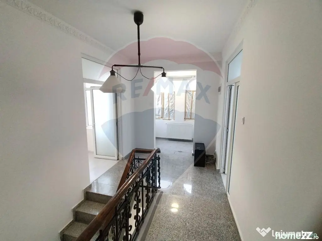 Spațiu de birouri central - Vilă 323 mp - Ideal sediu f...