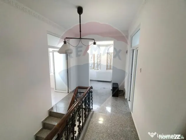 Spațiu de birouri central - Vilă 323 mp - Ideal sediu f...