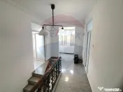 Spațiu de birouri central - Vilă 323 mp - Ideal sediu f... 