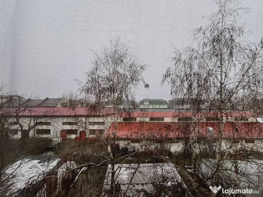 Gars.dubla mob-util cf. foto+parcare/langa Farmacia Tei -...