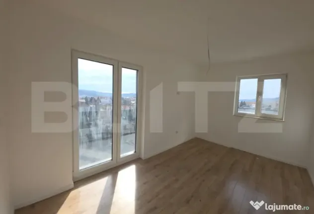 Apartament 3 camere, 56 mp, 2 balcoane (11 mp + 6,35 mp), fi