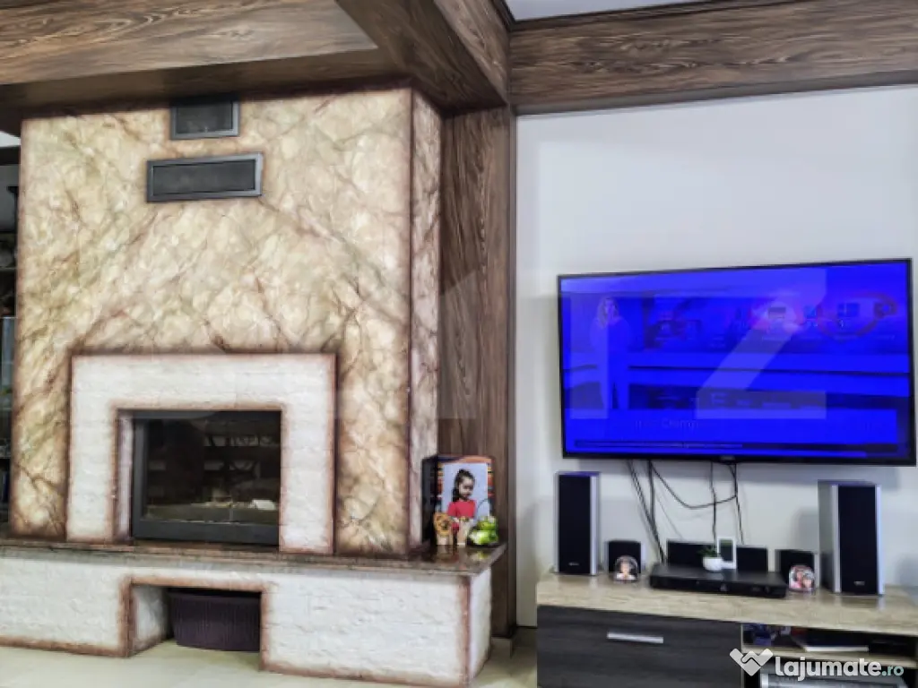 Casă spațioasă de vânzare în zona Rompetrol-Bistrita