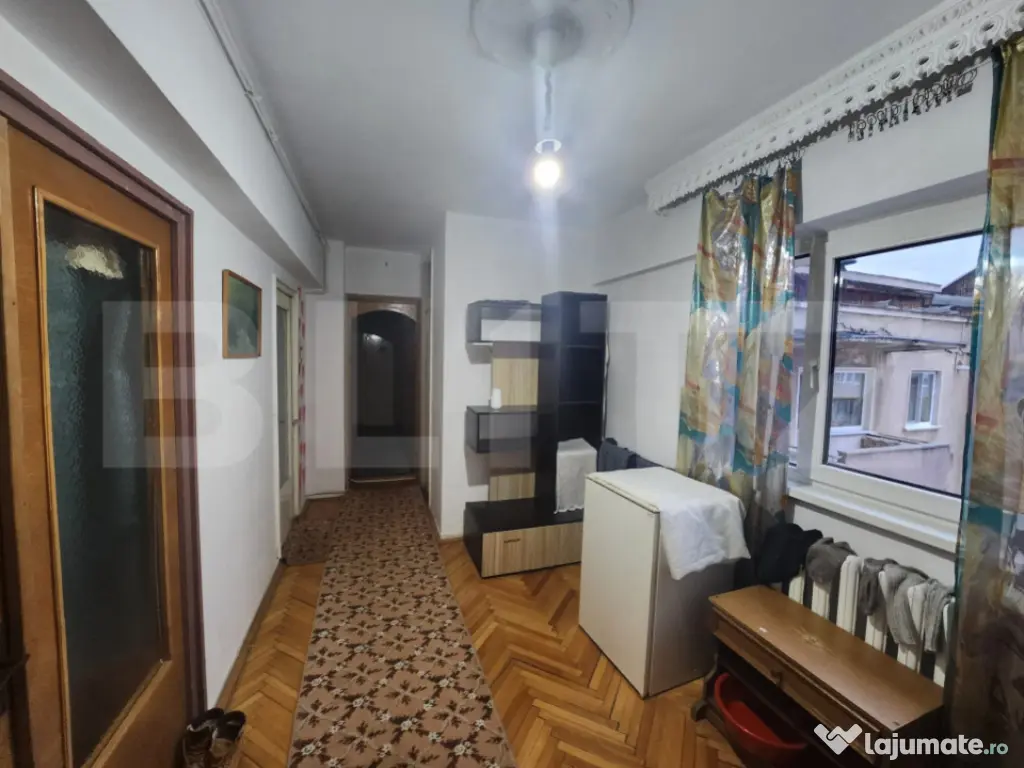 Apartament 2 camere, zona Cetate