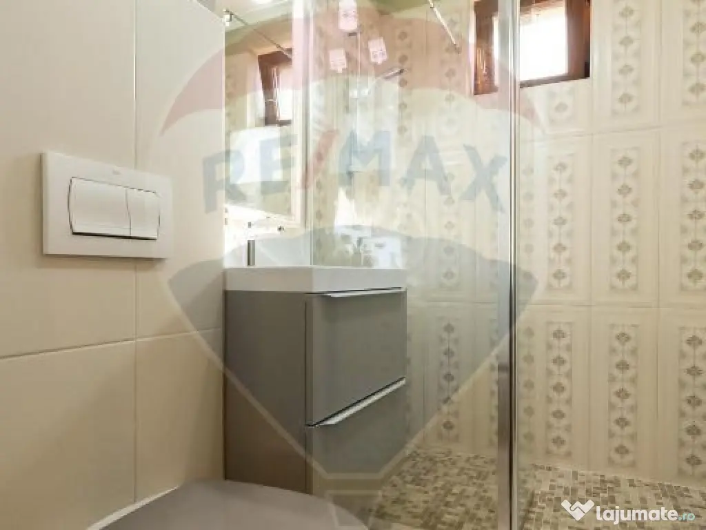 Apartament cu 2 camere de închiriat în zona Ultracentral