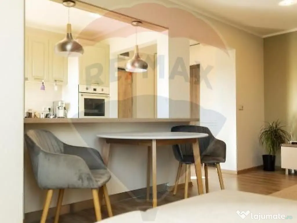 Apartament cu 2 camere de închiriat în zona Ultracentral