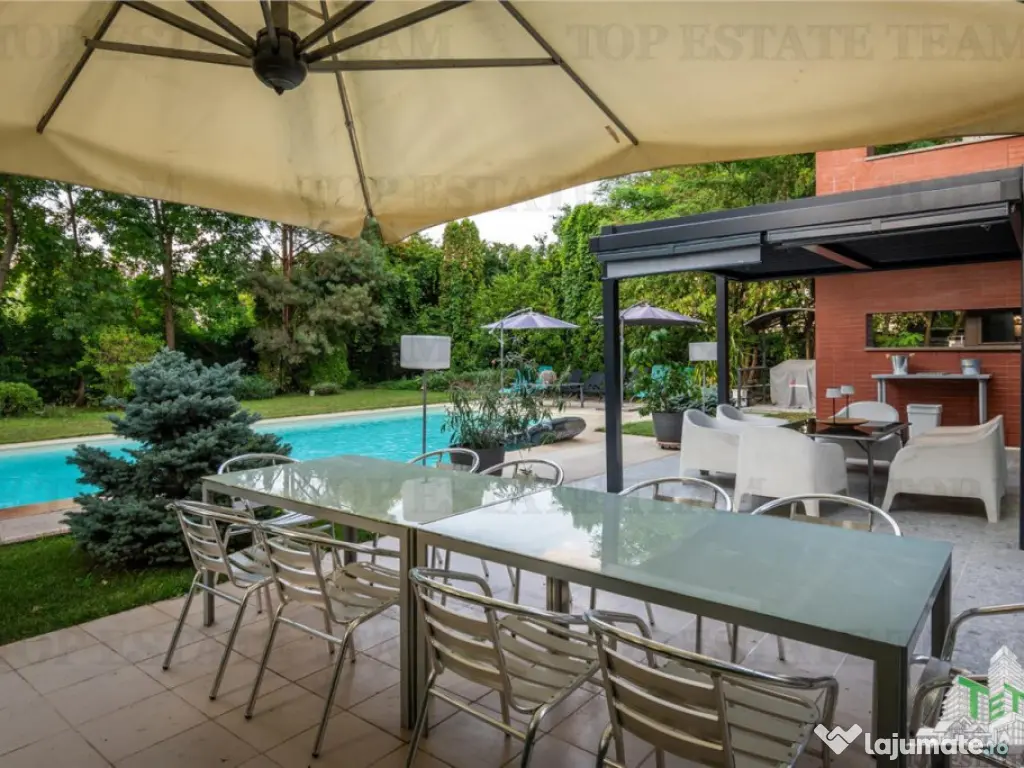 Vila premium cu 7 camere, piscina privata si terasa de 90 mp