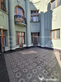 Spațiu comercial 160 mp + terasă 40 mp, lângă Piața Sfa