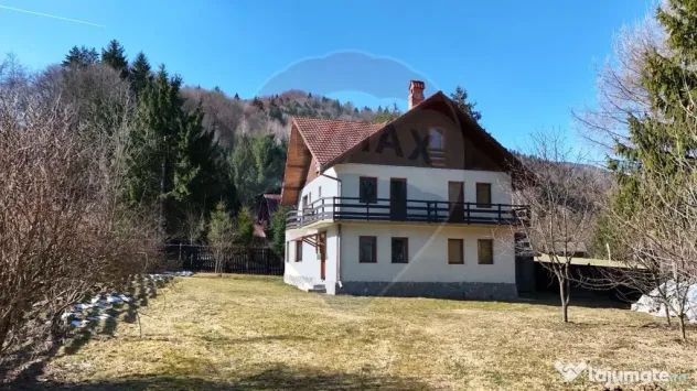 Casă de vacanță / Pensiune | Plaiul Foii | Zărnești ...