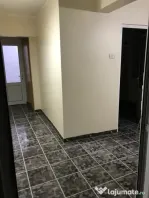 Apartament Cu 3 Camere Semidecomandate - Etaj 3 Zona George Enescu