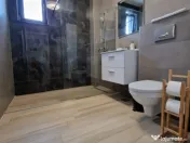 Apartament 2 camere-langa plaja-parcare inclusă 