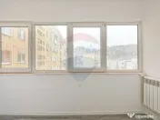 Apartament cu 2 camere de vânzare în zona Judetean 