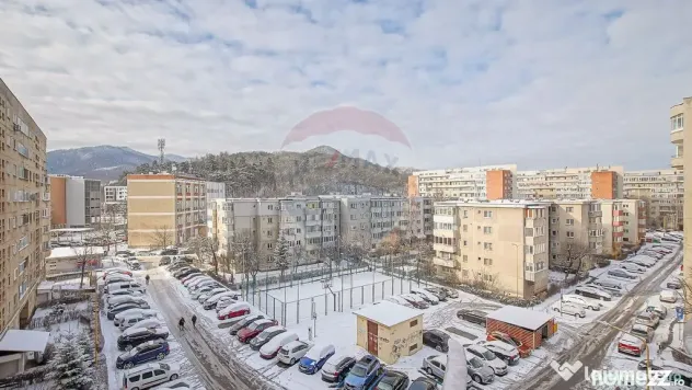 Apartament cu 2 camere de vânzare în zona Judetean